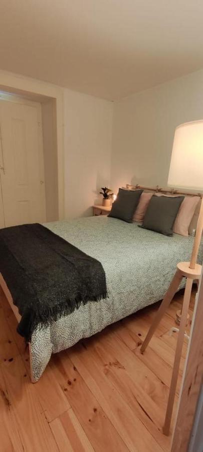 Quarto Com Varanda Na Rua Dos Douradores Lisbon Exterior photo
